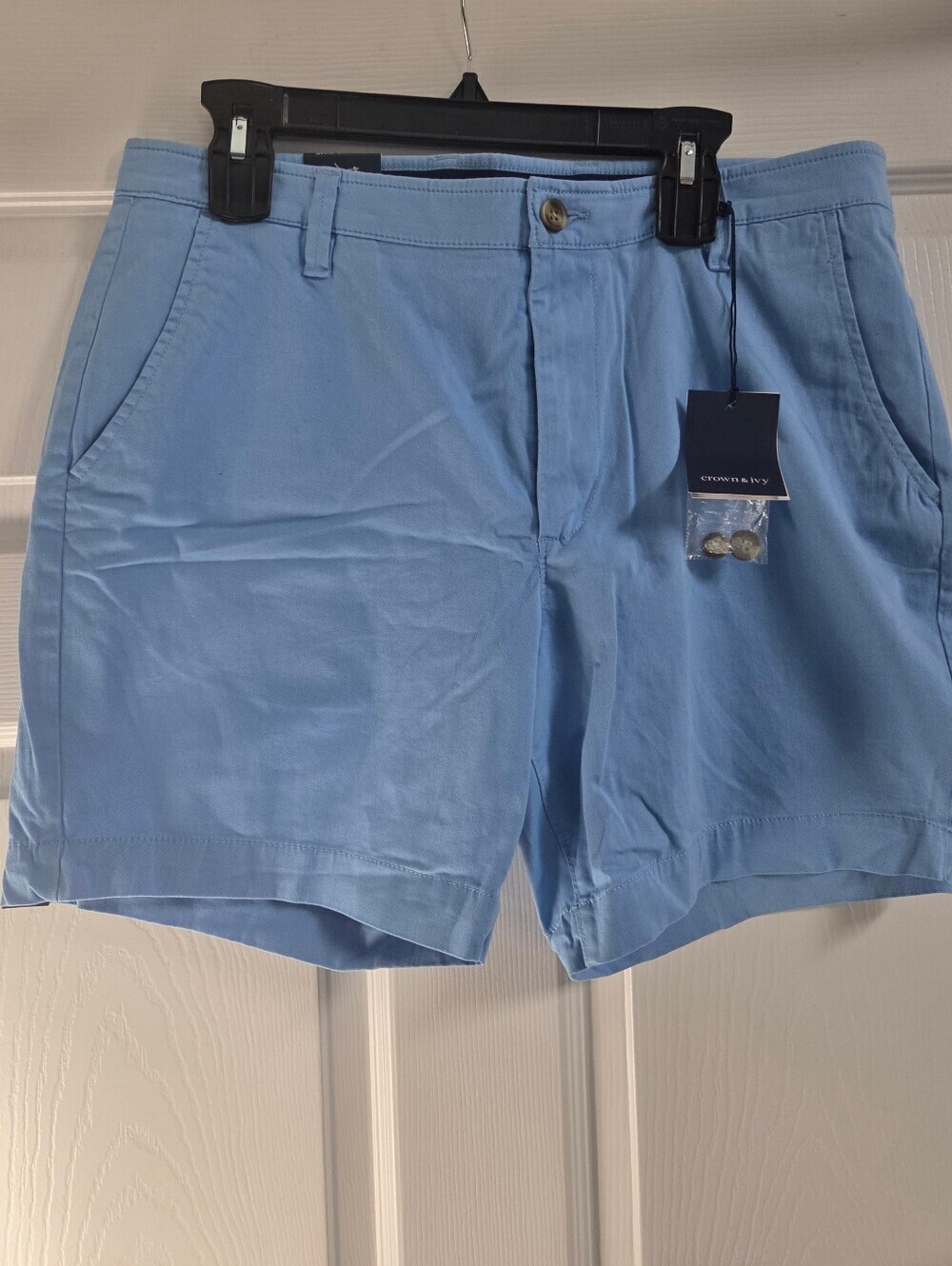 NWT Men's crown & ivy Pale Blue Flat-Front Shorts Size 36